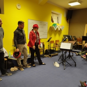 OBISK OSMINKE OBISK OSMINKE