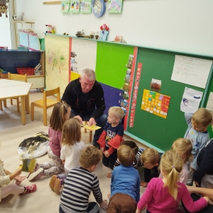 Tradicionalni slovenski zajtrk v sredinskih skupinah Tradicionalni slovenski zajtrk v sredinskih skupinah