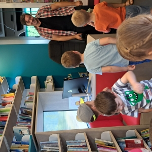 OBISK NOVEGA BIBLIOBUSA OBISK NOVEGA BIBLIOBUSA