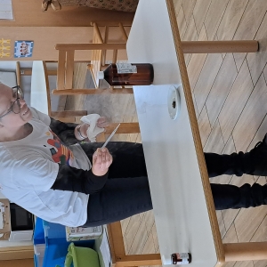 Pri zvezdicah izvajali naravoslovne poskuse Pri zvezdicah izvajali naravoslovne poskuse