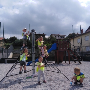 Žogice na sprehodu Žogice na sprehodu