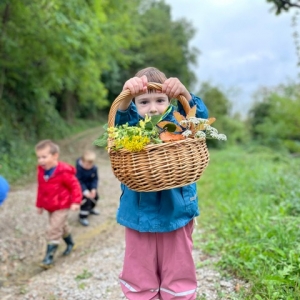 LOV NA PRAVLJIČNI ZAKLAD LOV NA PRAVLJIČNI ZAKLAD