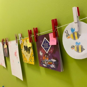 LETI, LETI ŽE 70 LET: RAZSTAVA KNJIŽNE ZBIRKE ČEBELICA LETI, LETI ŽE 70 LET: RAZSTAVA KNJIŽNE ZBIRKE ČEBELICA