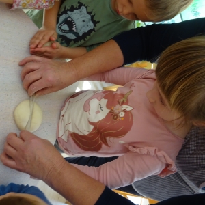 Tradicionalni slovenski zajtrk v sredinskih skupinah Tradicionalni slovenski zajtrk v sredinskih skupinah