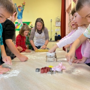 DIŠI PO PIŠKOTIH DIŠI PO PIŠKOTIH