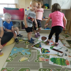 Zelo lačna gosenica