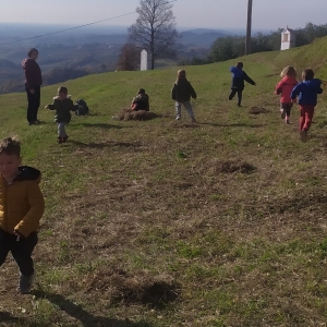 Tradicionalni slovenski zajtrk v skupini Pikapolonice Tradicionalni slovenski zajtrk v skupini Pikapolonice