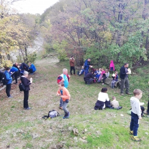 Ringa raja od kraja do kraja