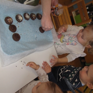 Veseli december v beli igralnici