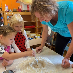 TRADICIONALNI SLOVENSKI ZAJTRK PRI ZAJČKIH TRADICIONALNI SLOVENSKI ZAJTRK PRI ZAJČKIH