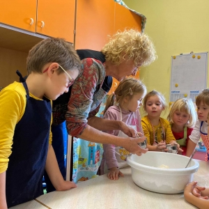 Kako zraste kruh – Tradicionalni slovenski zajtrk pri Volkih Kako zraste kruh – Tradicionalni slovenski zajtrk pri Volkih