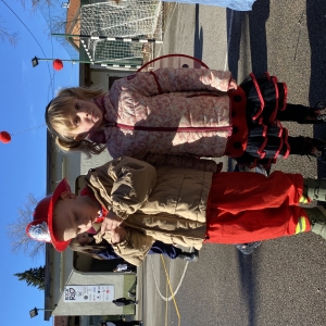 PUST VESELIH UST PUST VESELIH UST