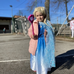 PUST VESELIH UST PUST VESELIH UST