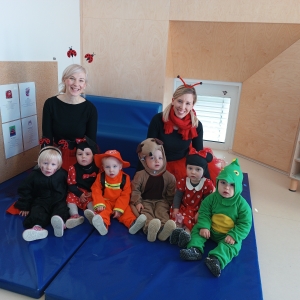 PUST VESELIH UST PUST VESELIH UST