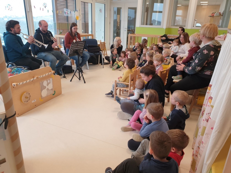 Doživljanje glasbe pri Račkah