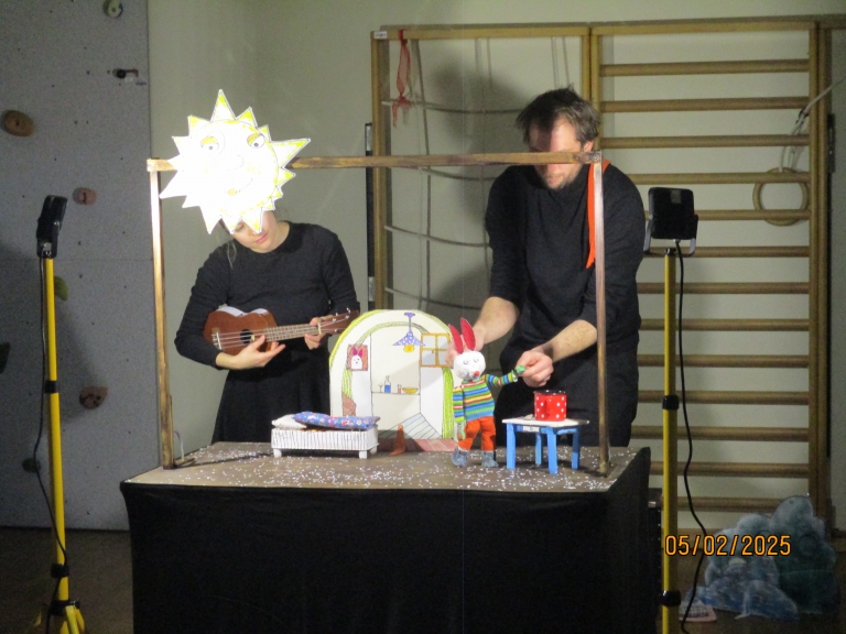 Ena zajčja pravljica