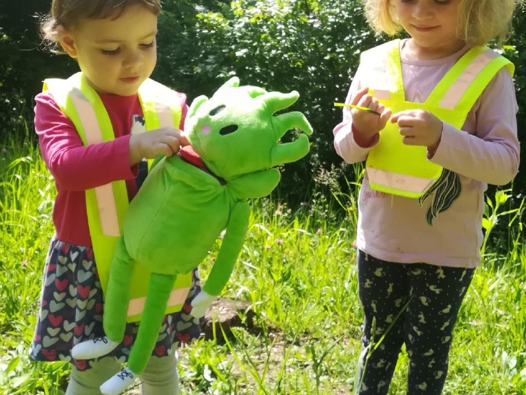 LUTKA GINGO PRI POLŽKIH