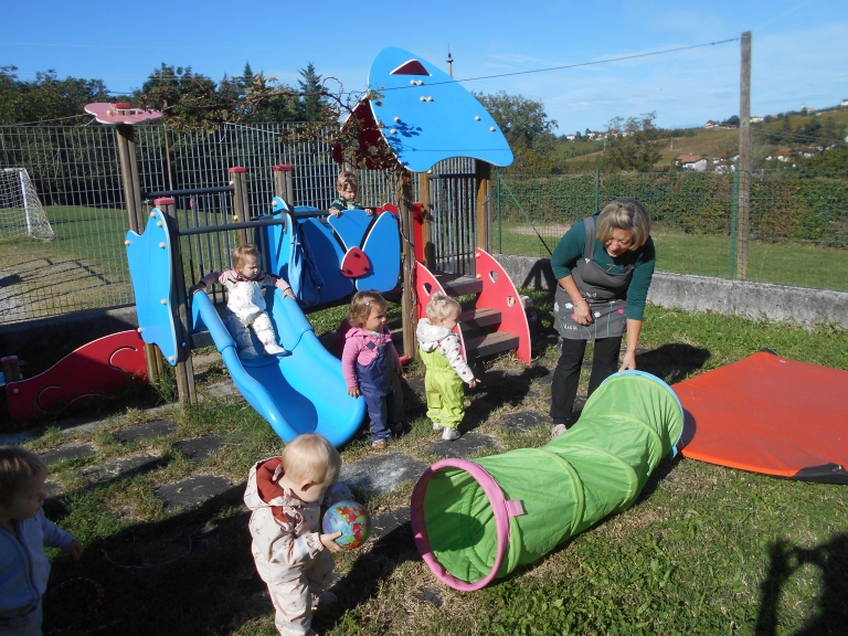 Teden otroka v jasličnih skupinah