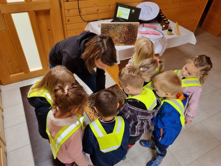 TRADICIONALNI SLOVENSKI ZAJTRK V VRTCU KOJSKO